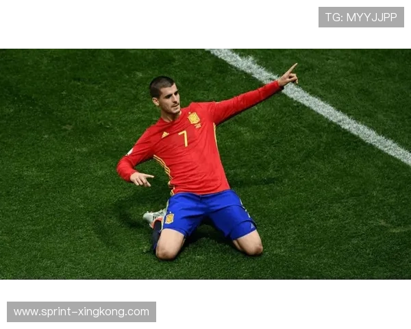 足球场球星精彩摆拍瞬间合集感受顶级球员的魅力与风采